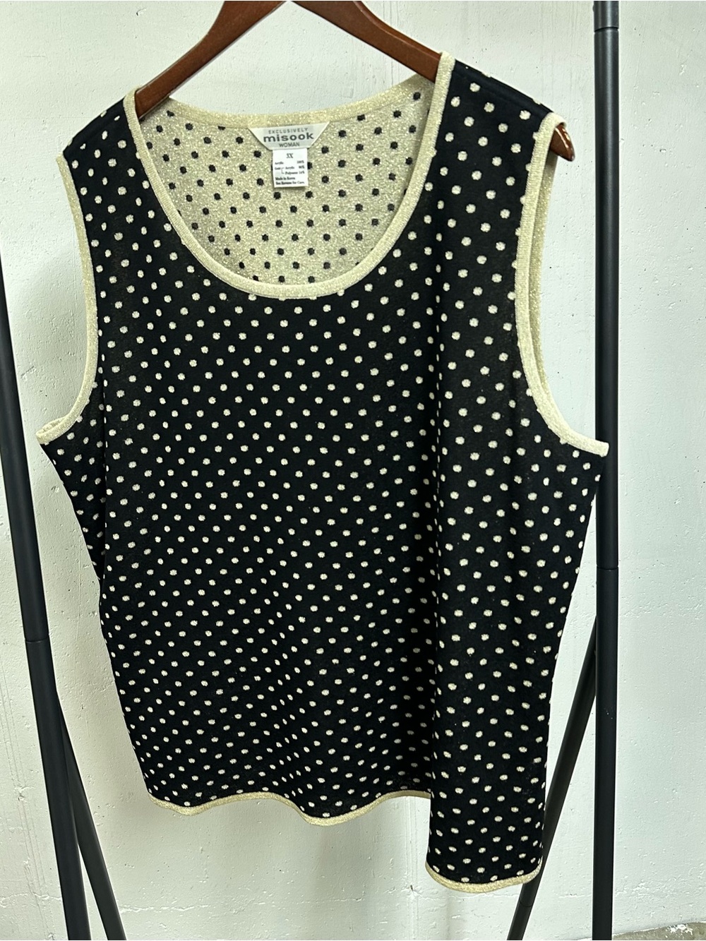 Misook Black Knit Polka Dot Sleeveless Top with Cream Trim